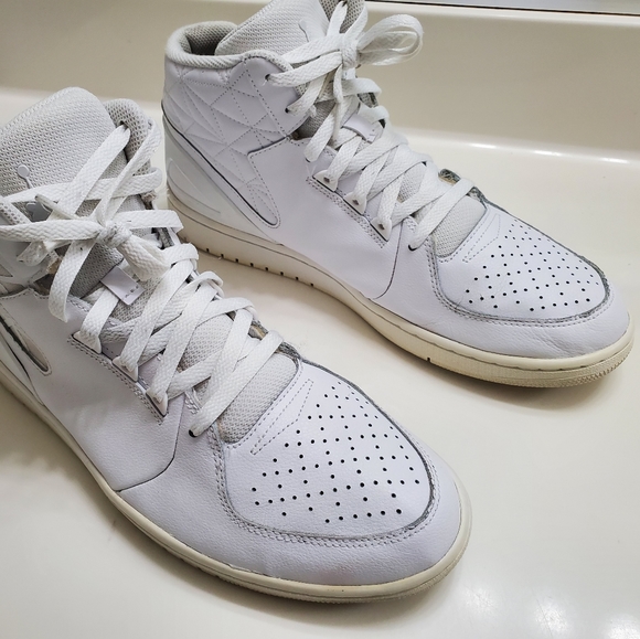 JORDAN 1 FLIGHT 3 Triple White main image 12